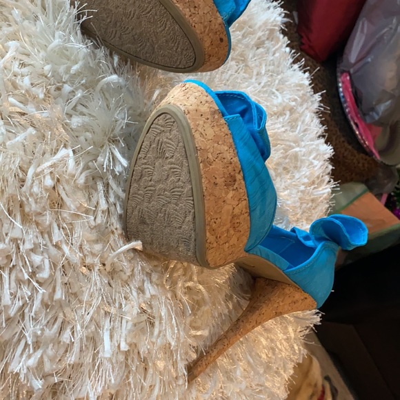 Dollhouse aqua blue with cork platforms - Picture 4 of 5